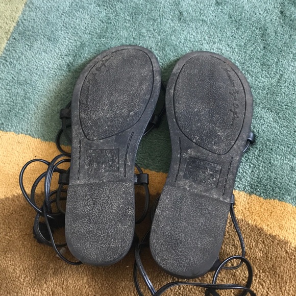 American Eagle gladiator sandals - Picture 3 of 3